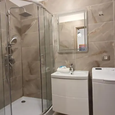Apartman Alezzi &
